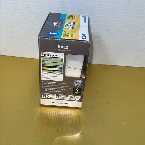 Eaton Simply Halo 4" Recessed Downlight - Neutral White - Picture 4 of 7